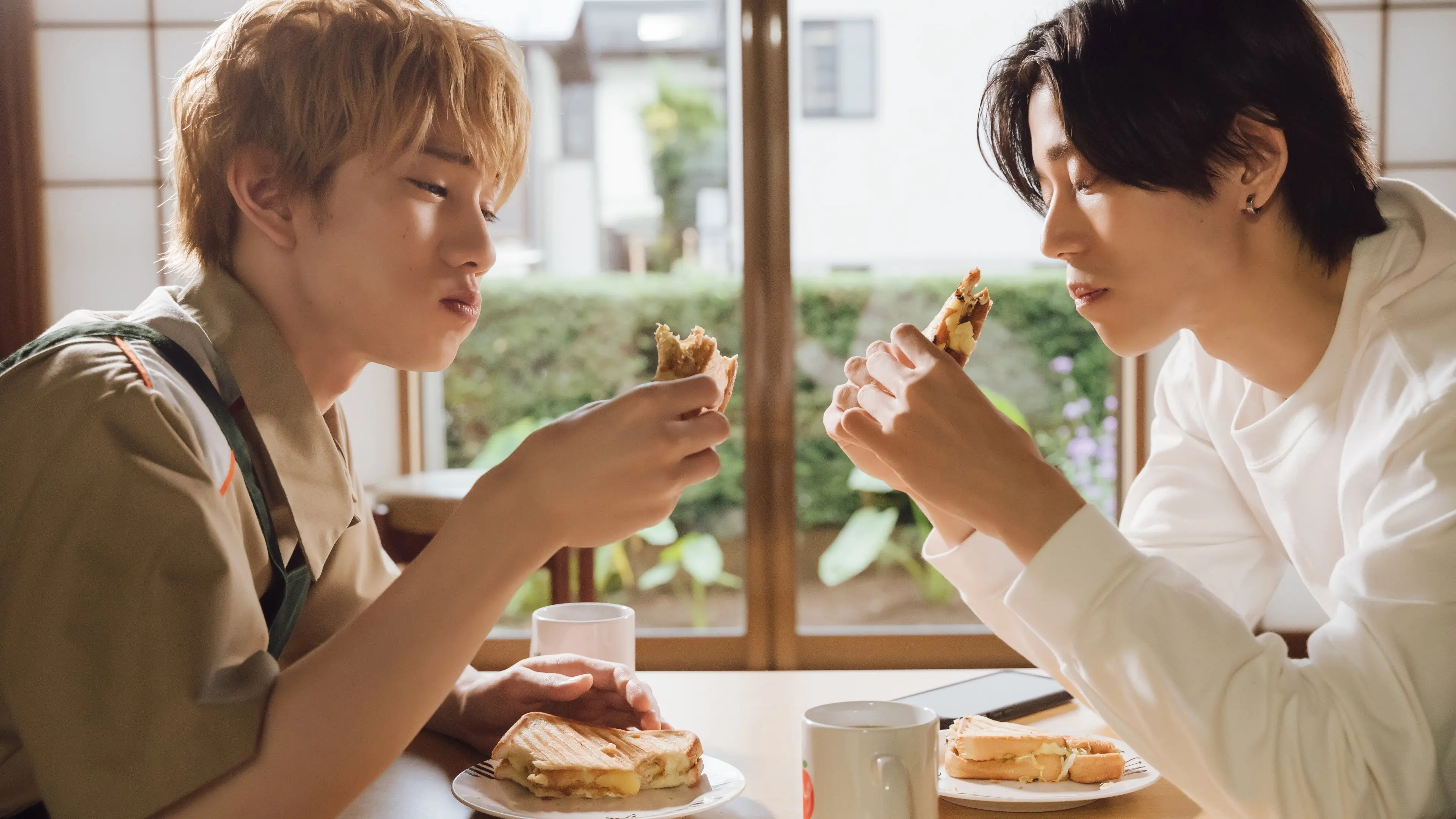 Let's Eat Together, Aki and Haru backdrop