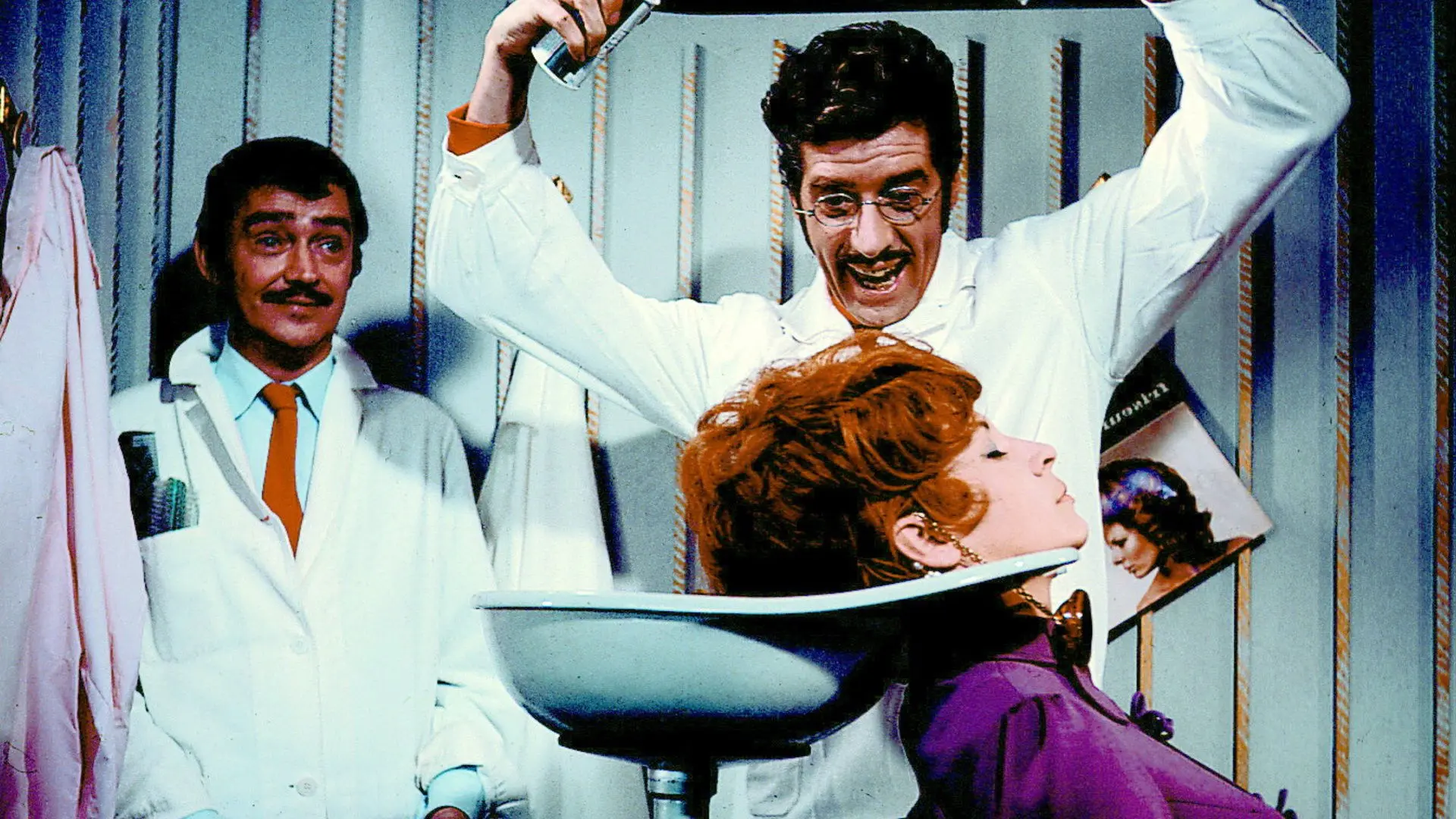 Tante Trude aus Buxtehude backdrop