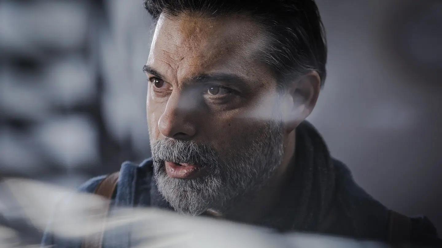 Viper of Tehran backdrop