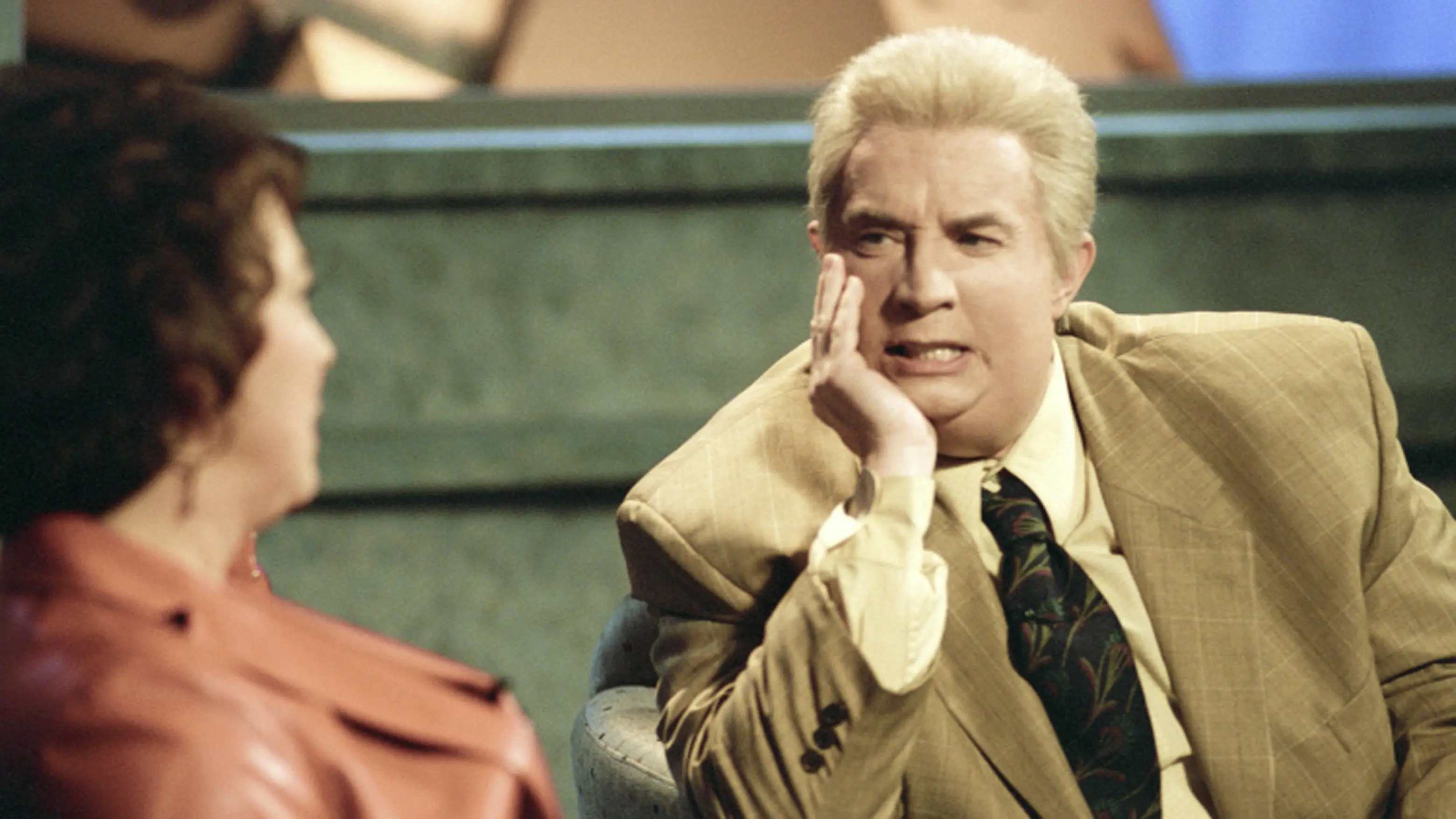 Jiminy Glick in Lalawood backdrop