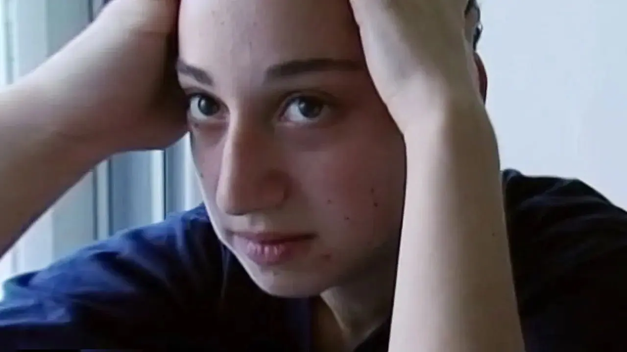 To See If I'm Smiling backdrop