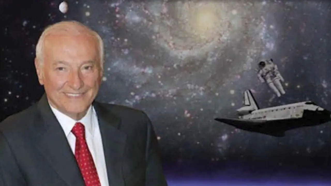 Il cosmo. Alla scoperta dell'universo backdrop