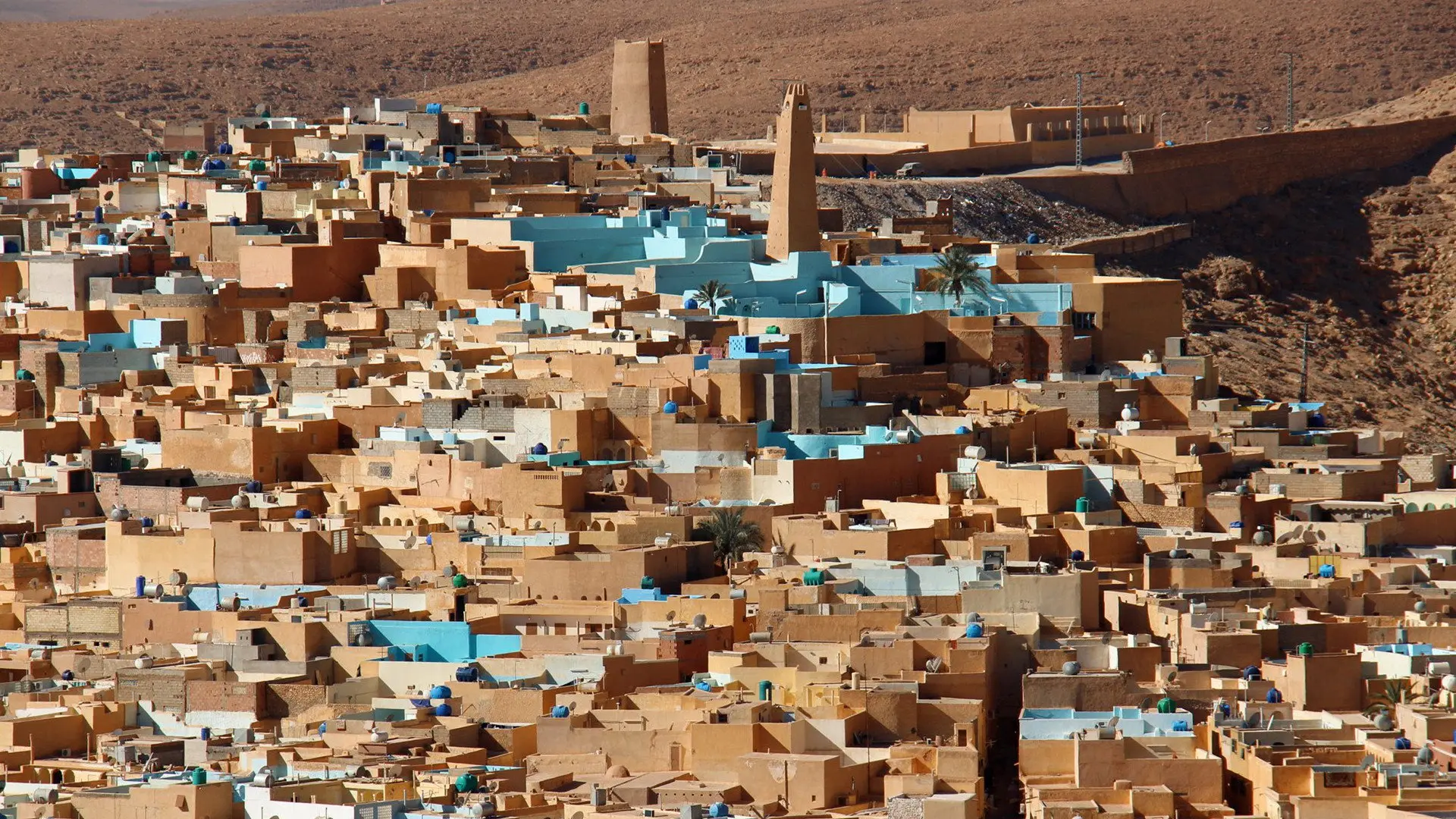 Towards the South, A journey around earthen architecture and André Ravéreau backdrop