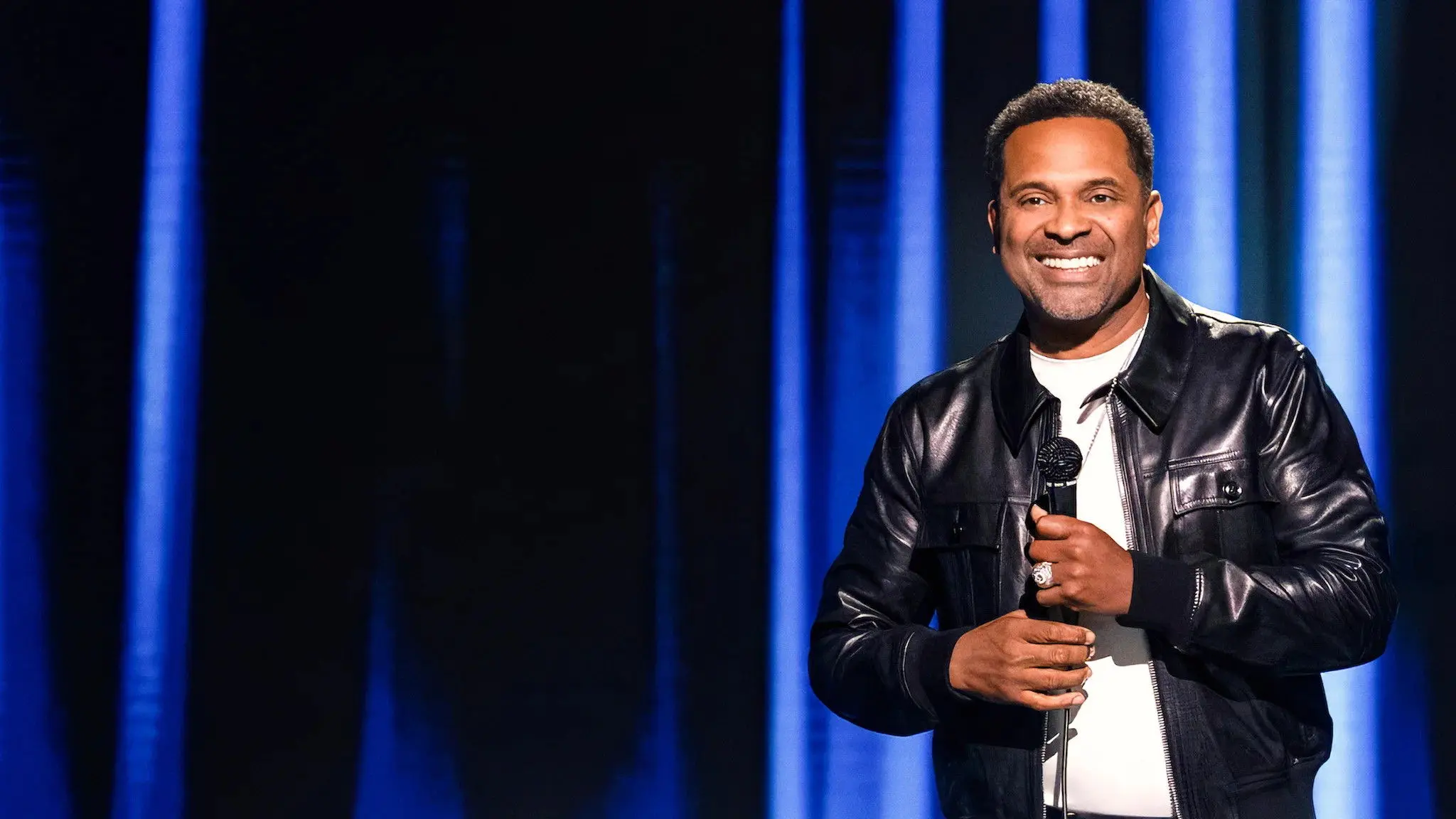 Mike Epps: Delusional backdrop
