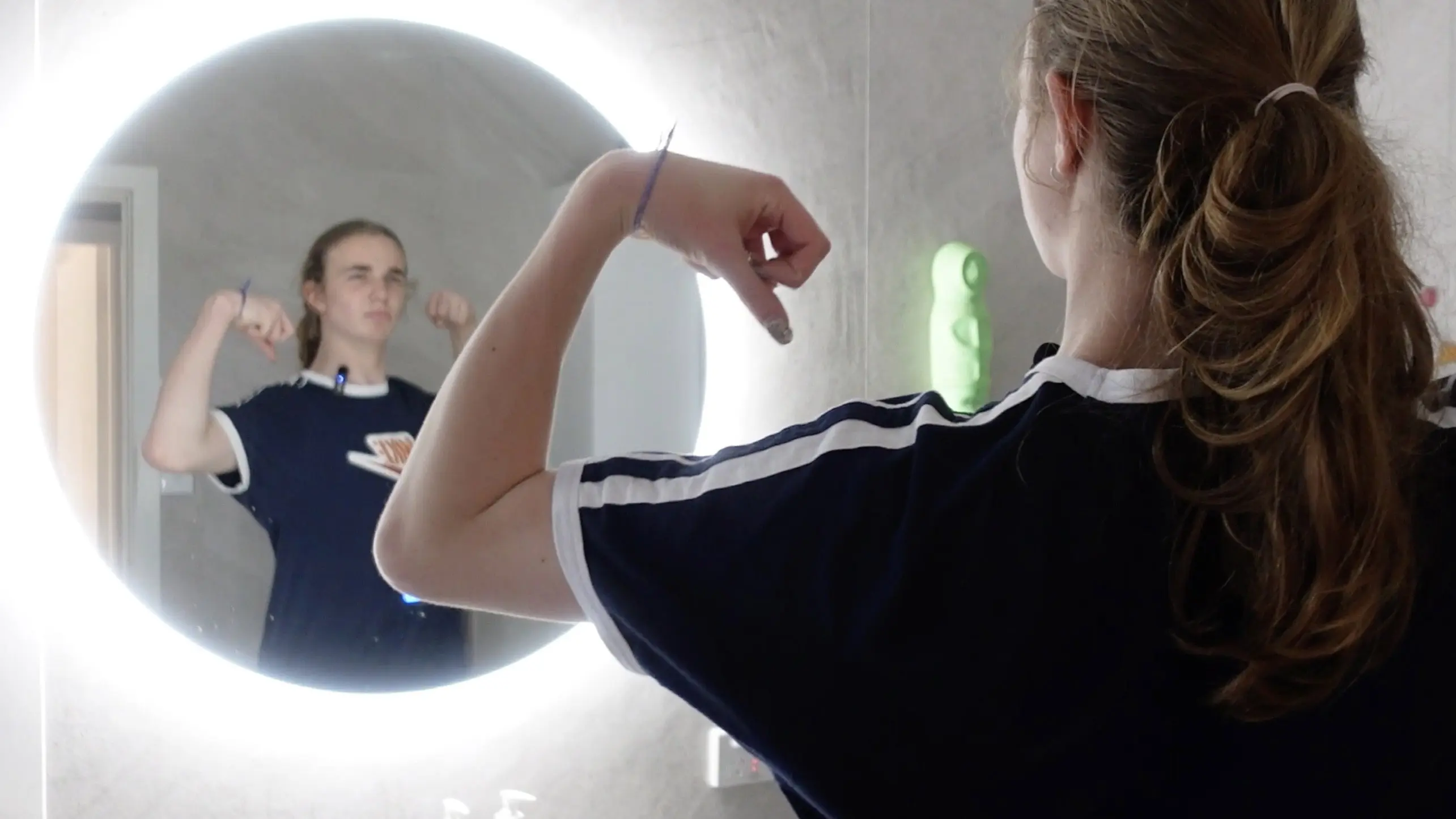 24 Hours with BEEF | Brogue backdrop