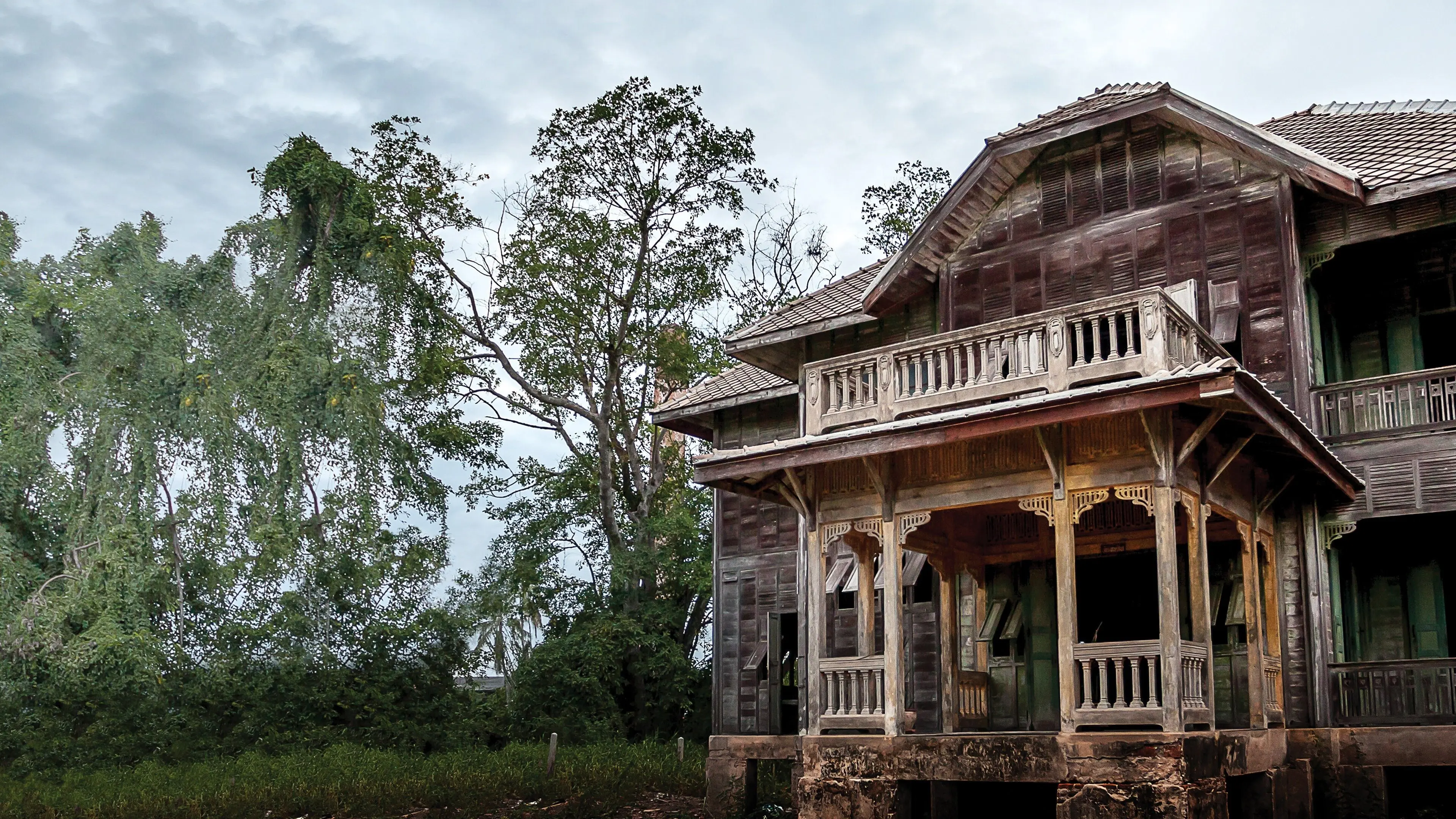 Zombie House Flipping backdrop
