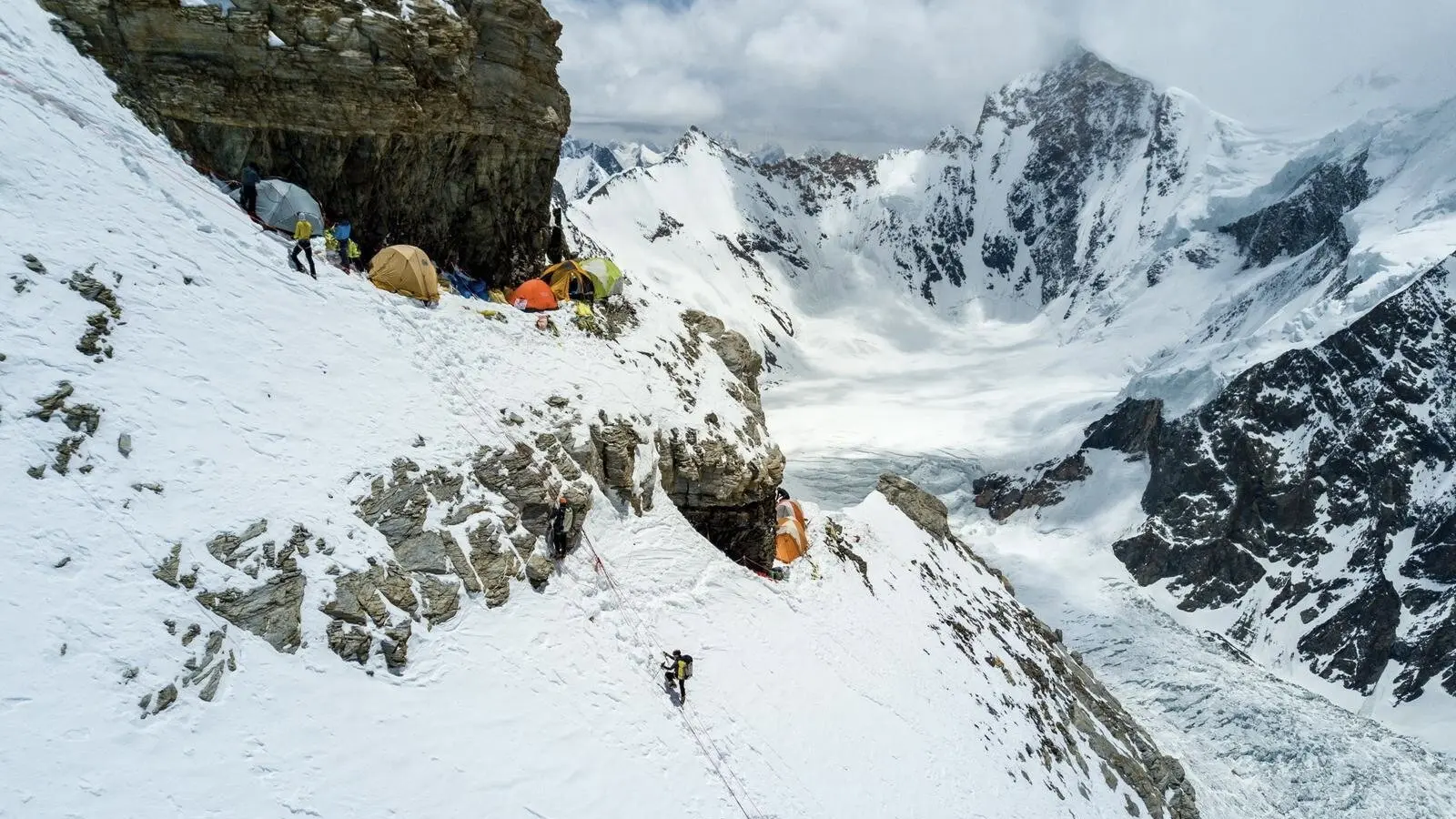Breathtaking K2: The World's Most Dangerous Mountain backdrop