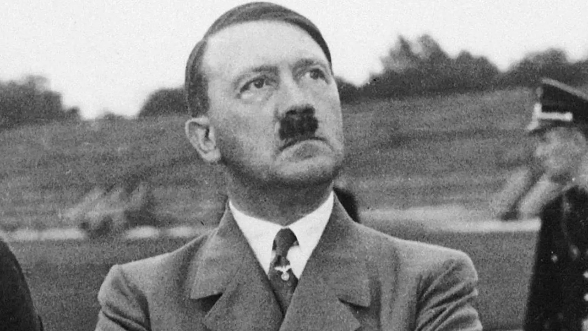 Hitler, les secrets de l’ascension d’un monstre backdrop
