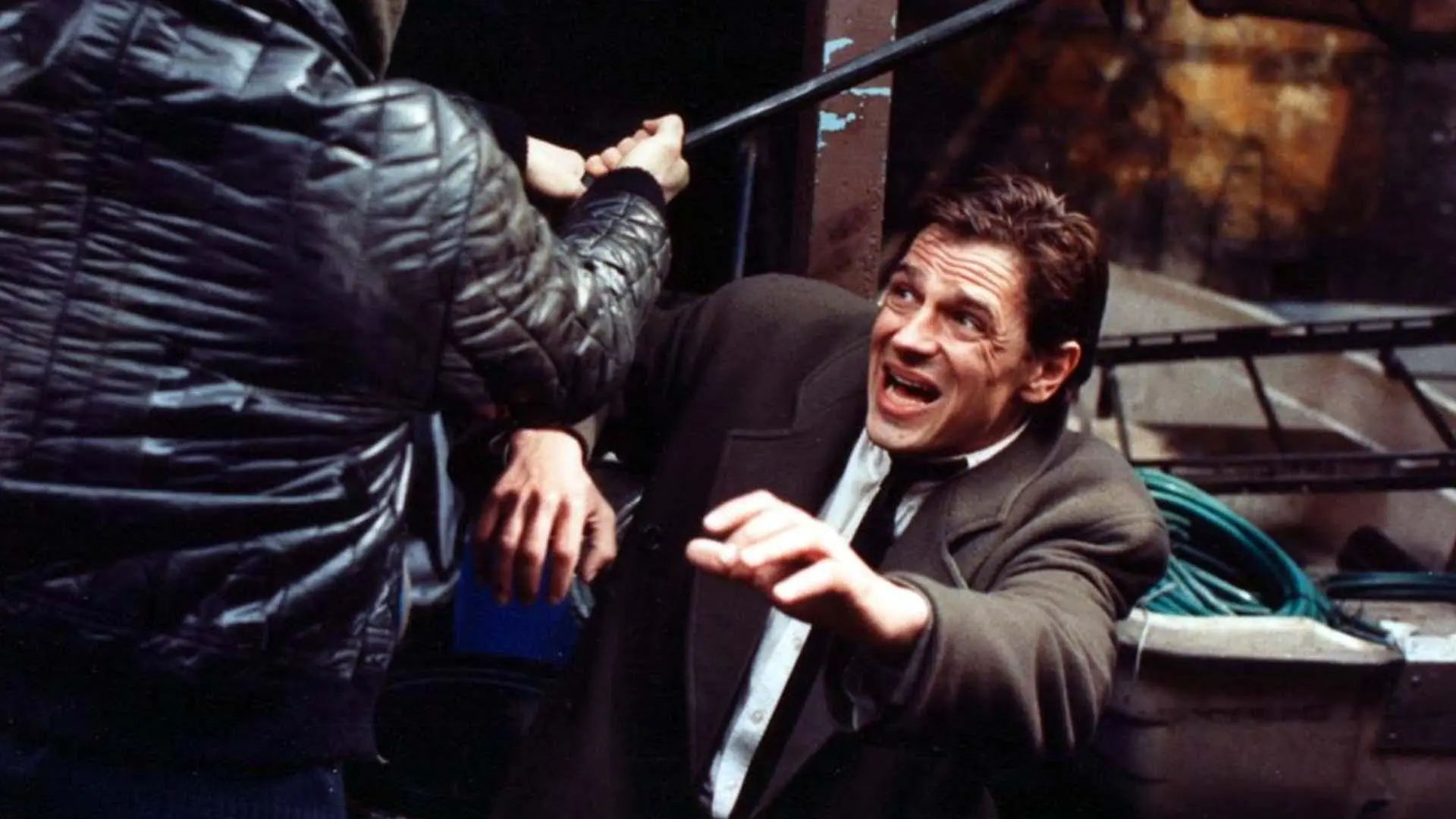 Murder in Paradise backdrop