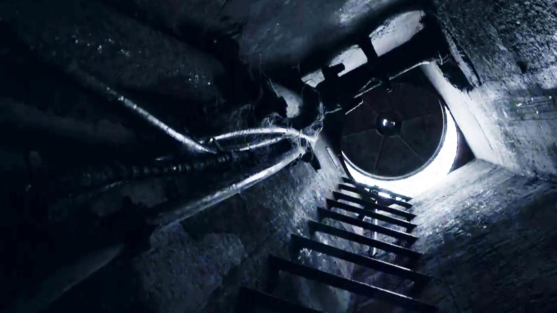 Sewers of Paris - The Hidden City backdrop