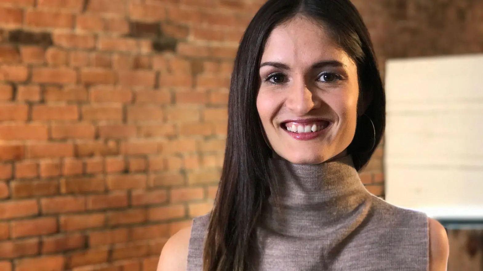 Pareil pas pareil backdrop