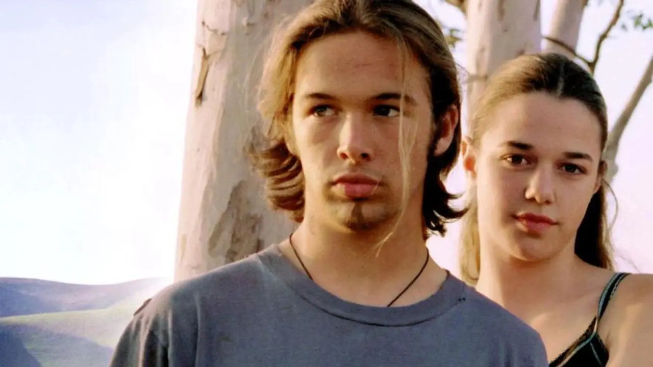 Falling Like This backdrop