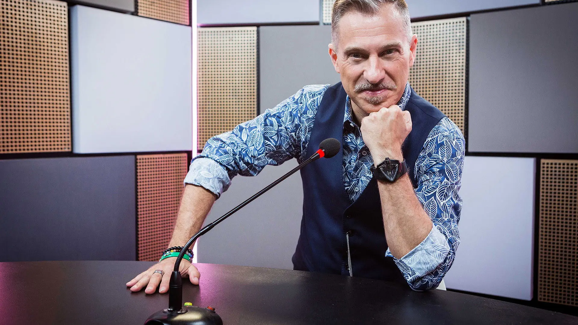 Deal with it - Stai al gioco backdrop