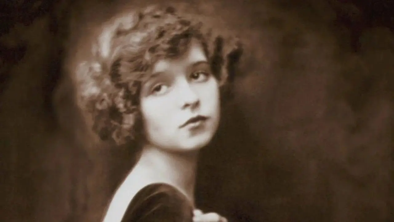 Clara Bow: Discovering the "It" Girl backdrop