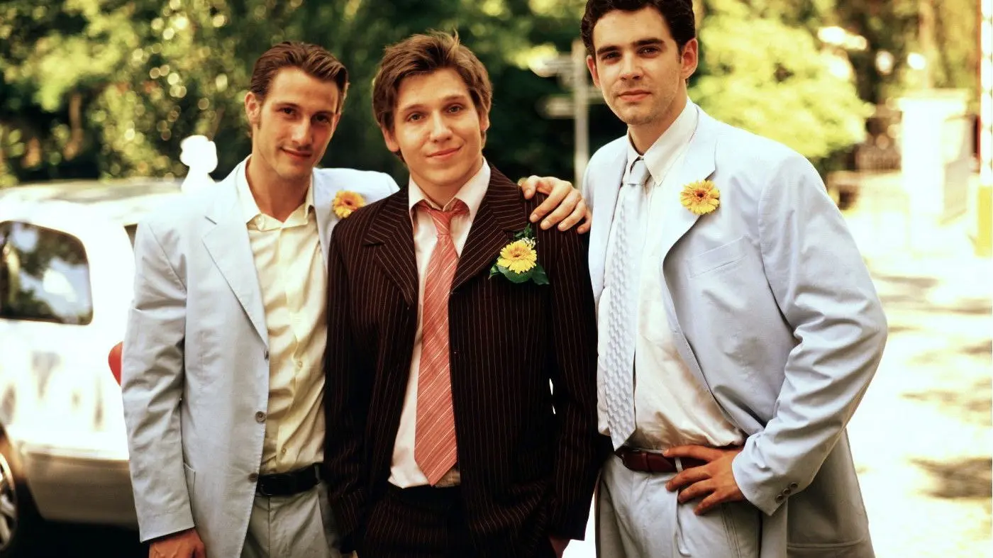 Ganz und gar backdrop