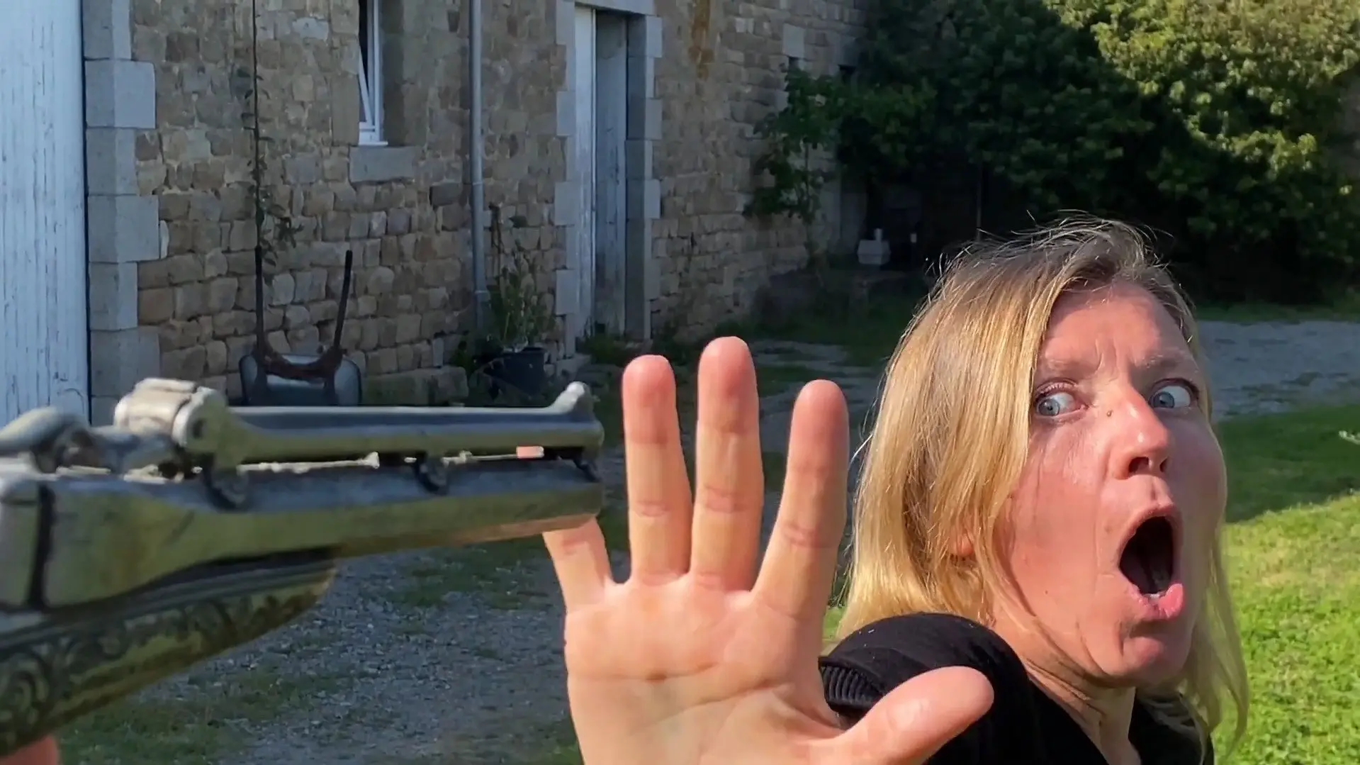 Le Justicier backdrop