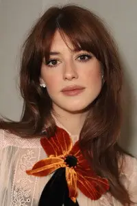 Daisy Edgar-Jones