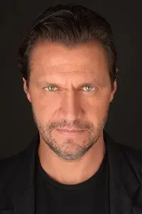 Vitor Hugo