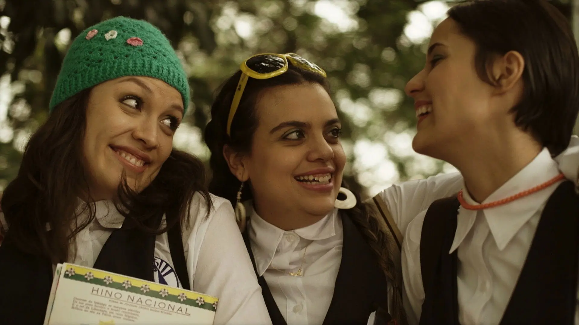 Old Friends backdrop