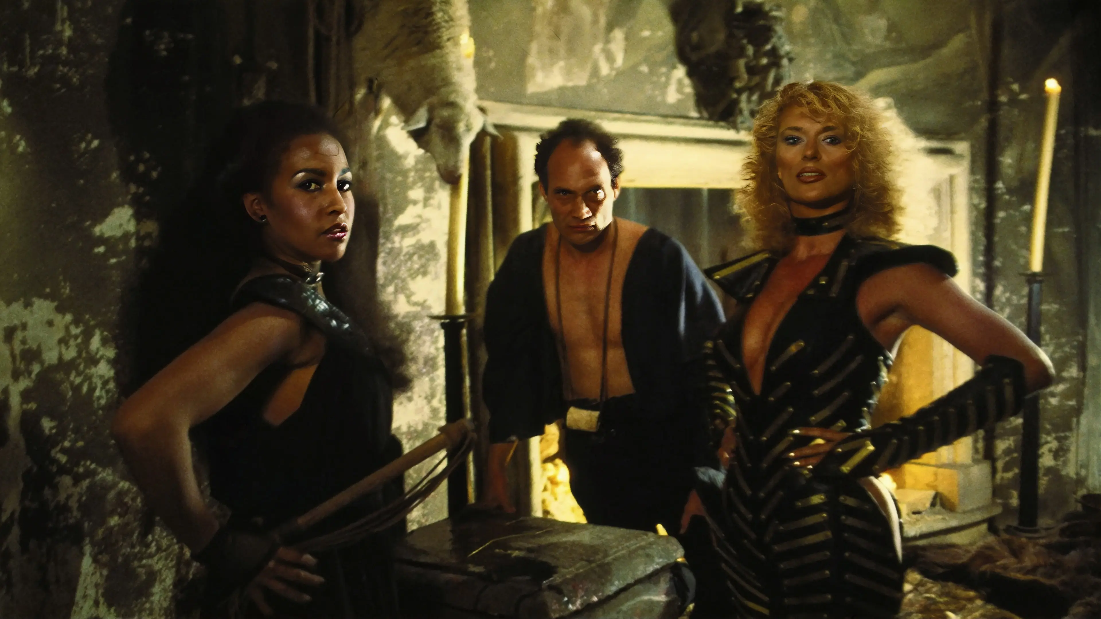 Howling II: Stirba - Werewolf Bitch backdrop