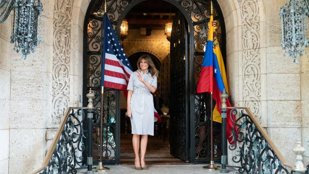 Looking for Melania Trump backdrop