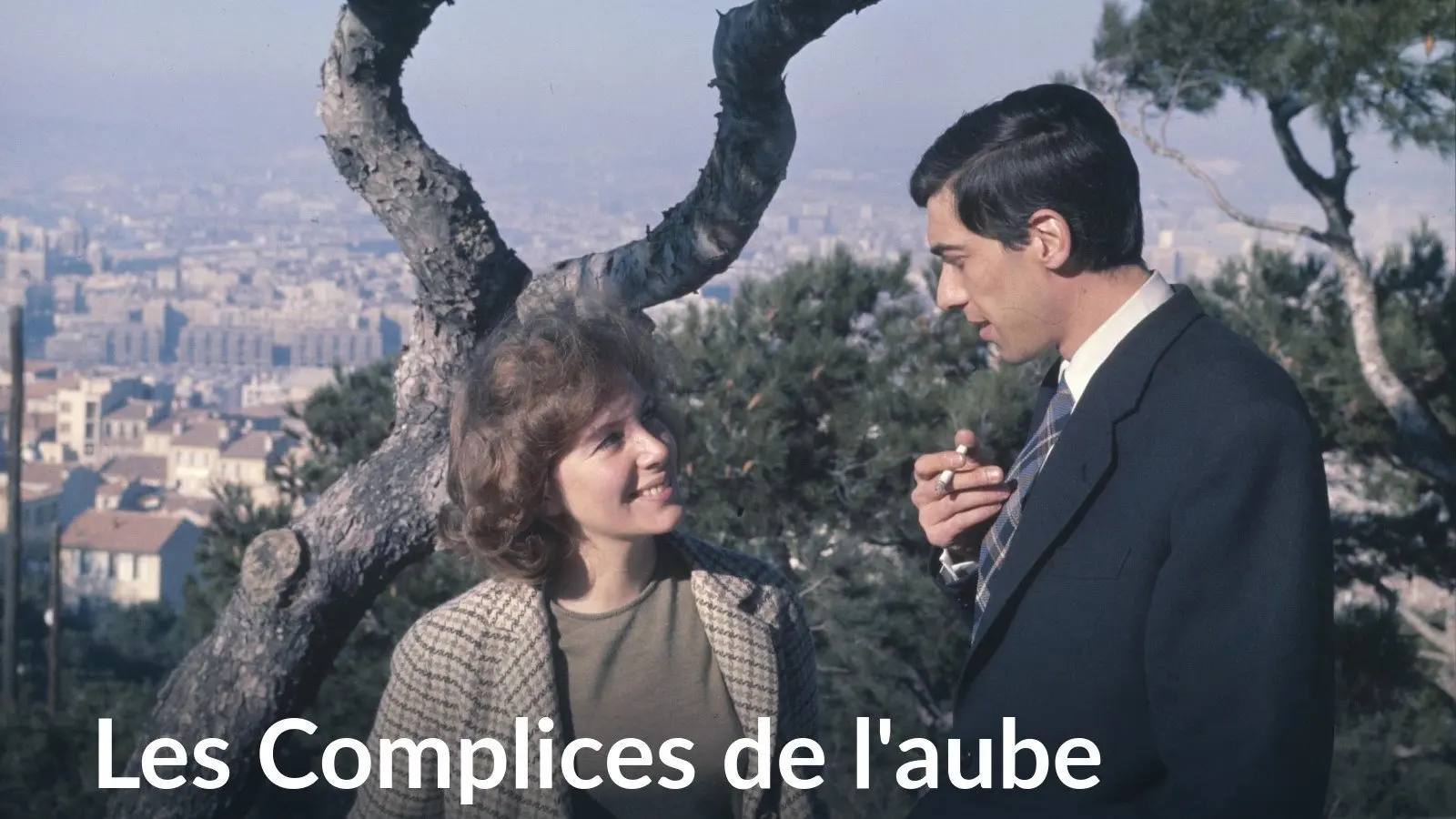 Les Complices de l'aube backdrop